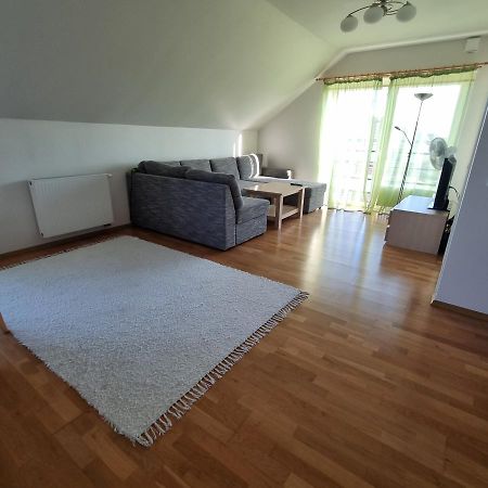 Juuli Apartament Kuressaare Exterior foto